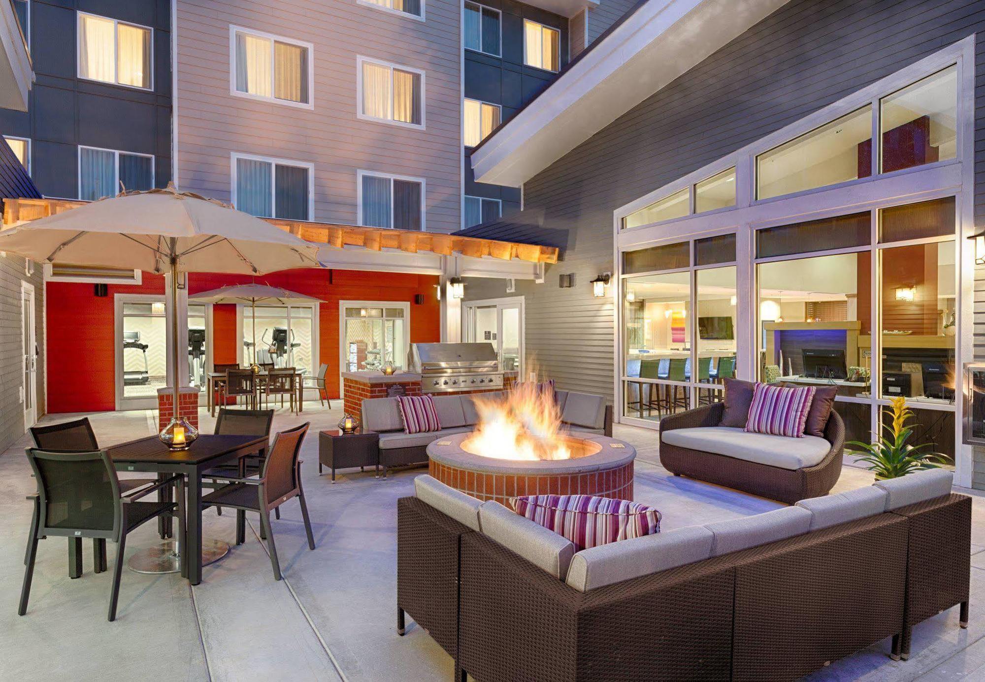 Residence Inn By Marriott פולמן מראה חיצוני תמונה